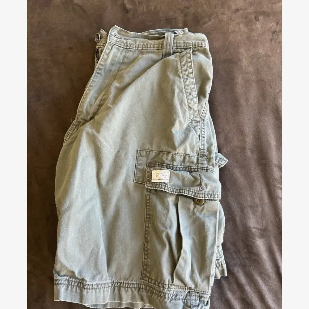 VTG Levis Cargo Shorts mens 34 Baggy kahki grunge y2k khaki utility Cotton